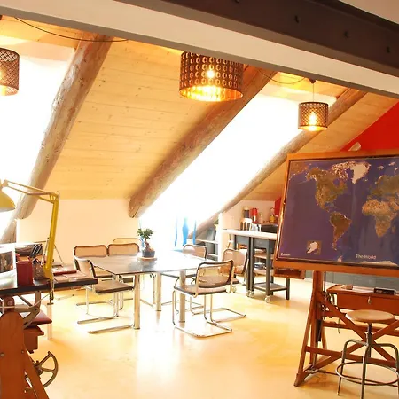 Attic Hostel Torino-3